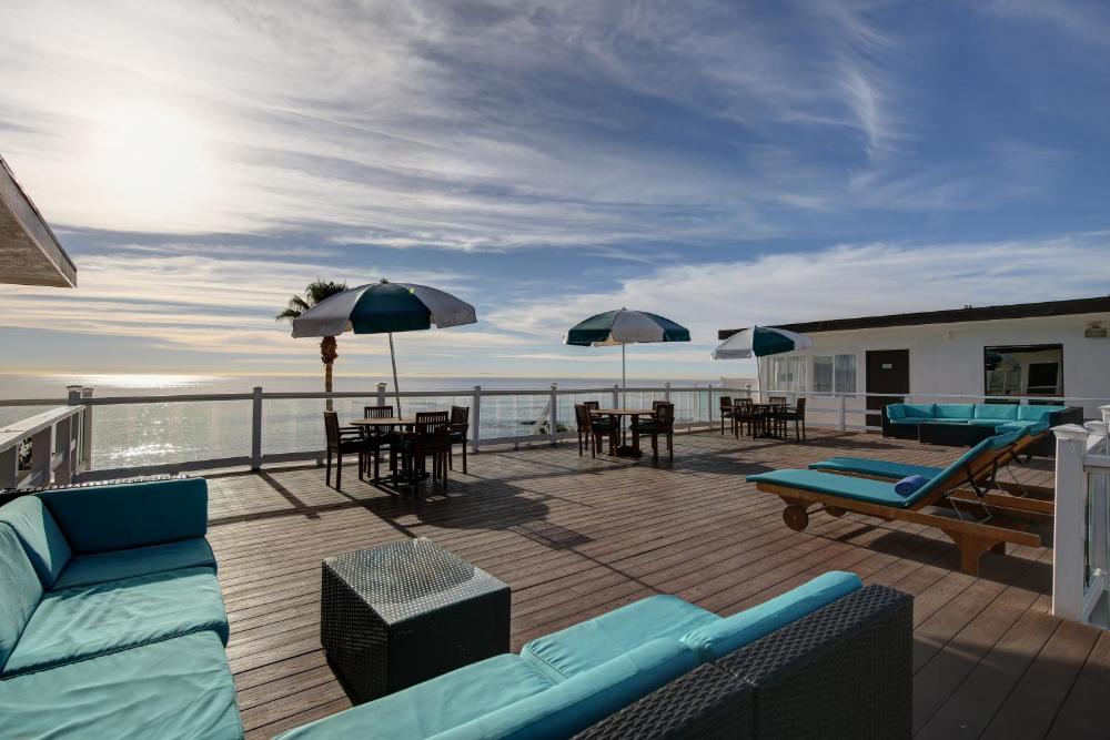 King Room with Sofa Bed - Deck View interior
